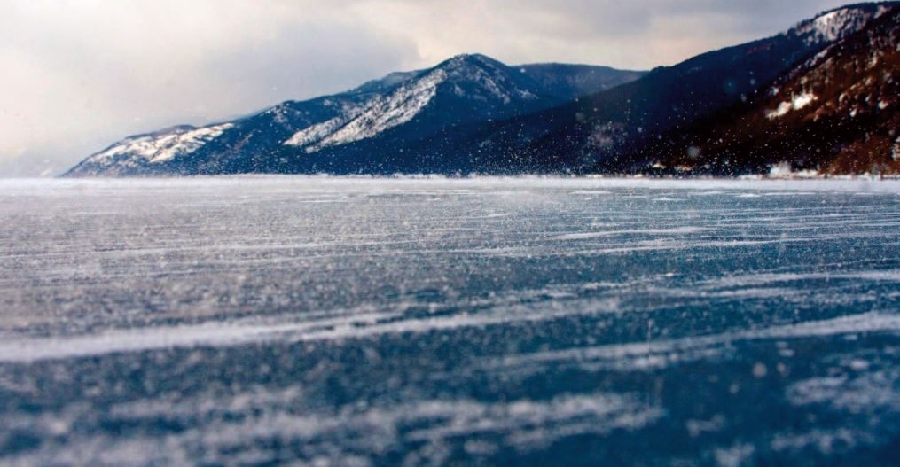 Alla conquista della terra che dorme nelle gelide vastità siberiane